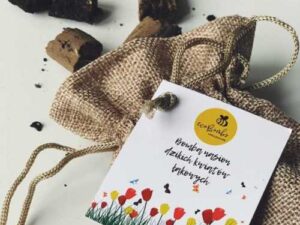 EcoBombs - woreczek z kulami siewnymi.